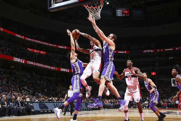 37场打完，雷霆30胜7负，16年的勇士什么战绩？差距比想象还大