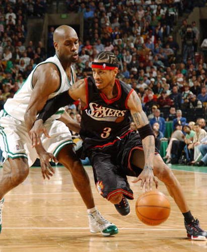 罗马诺：利物浦后卫夸安萨已被纽卡列入夏季引援名单中