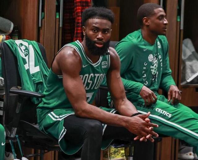 荷媒：阿贾克斯将与小克鲁伊夫会面，他是贾府新任总监候选人