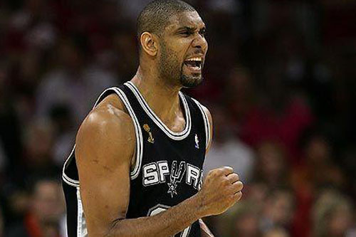 有仇必须当场就报！布朗和库兹马互送大肘子！